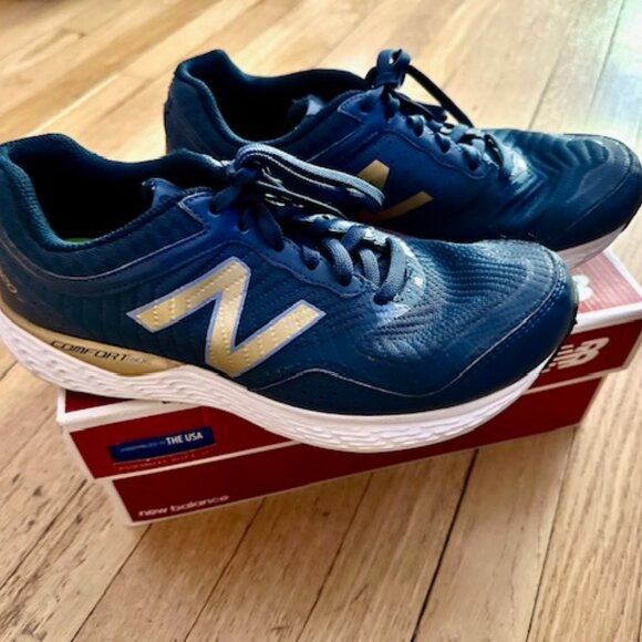 New Balance Women’s Course Running Sneakers - Sz 10 - Picture 2 of 13